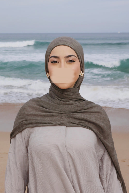 Qôm Spring Sheila (Nov Pre-Order)