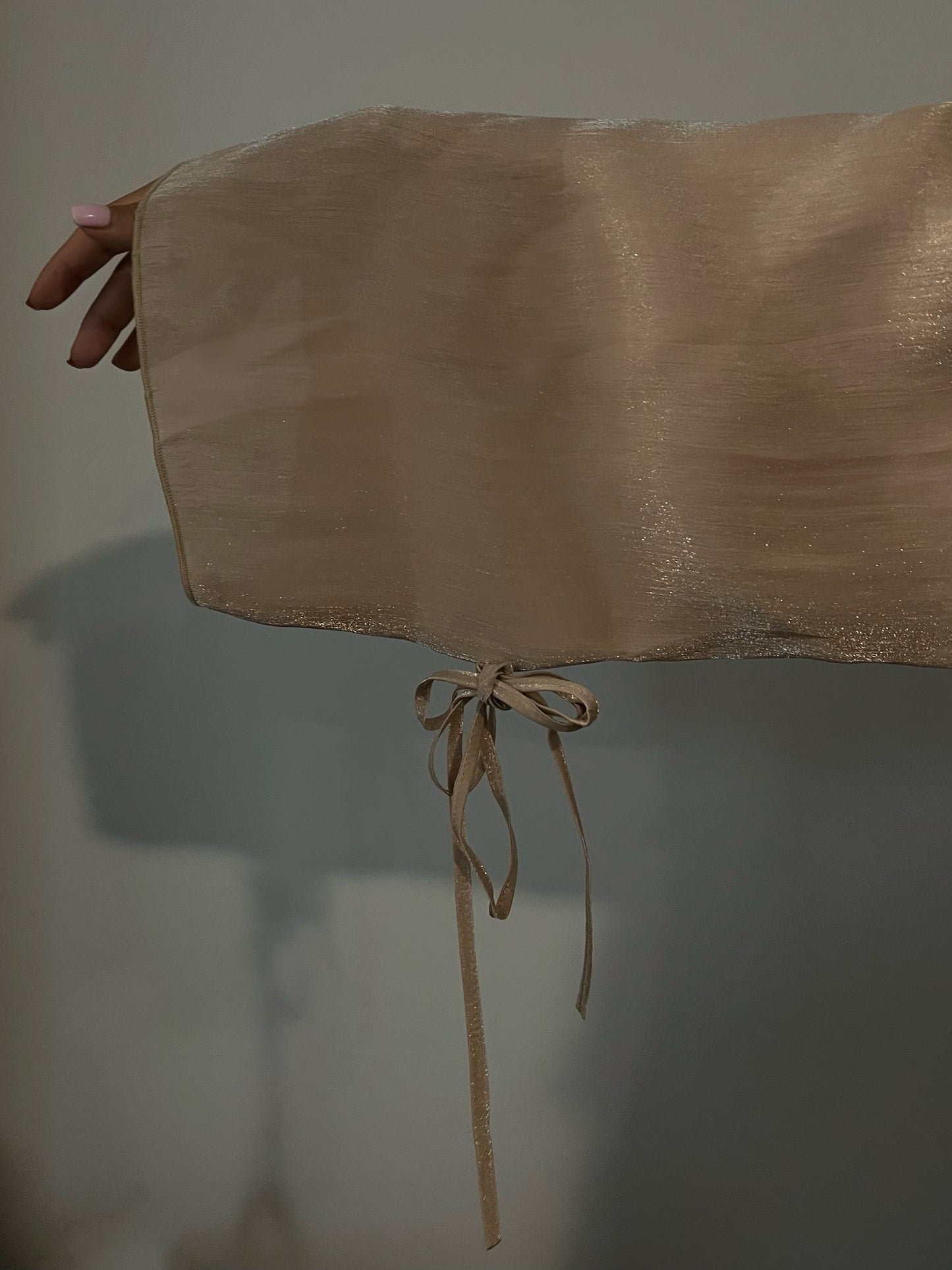 Dahābi Bowtie Abaya