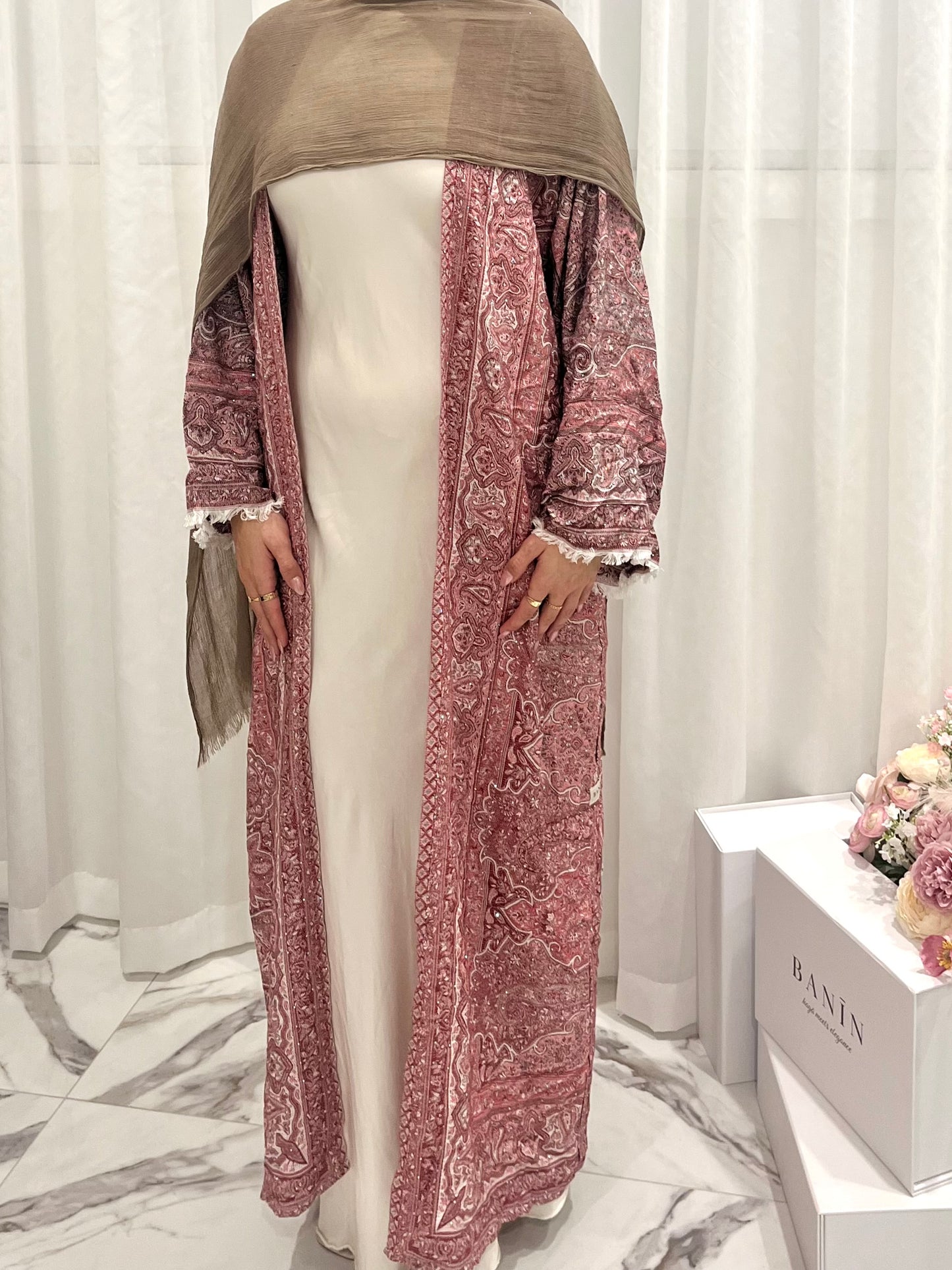 Nŷla Pashmina Abaya - AW26