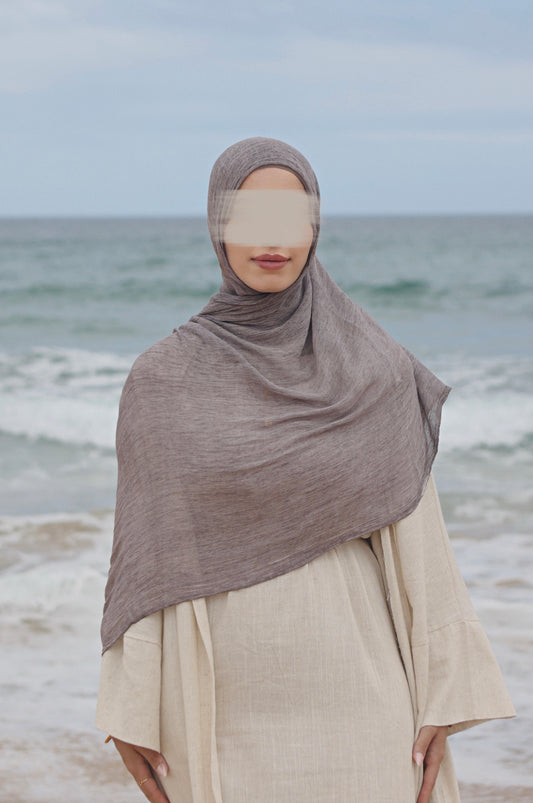 شيلا الربيعية المظلمة من نودبا