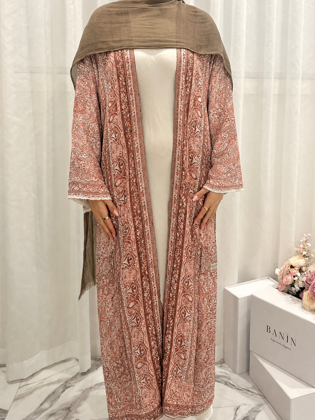 Nŷla Pashmina Abaya - AW26