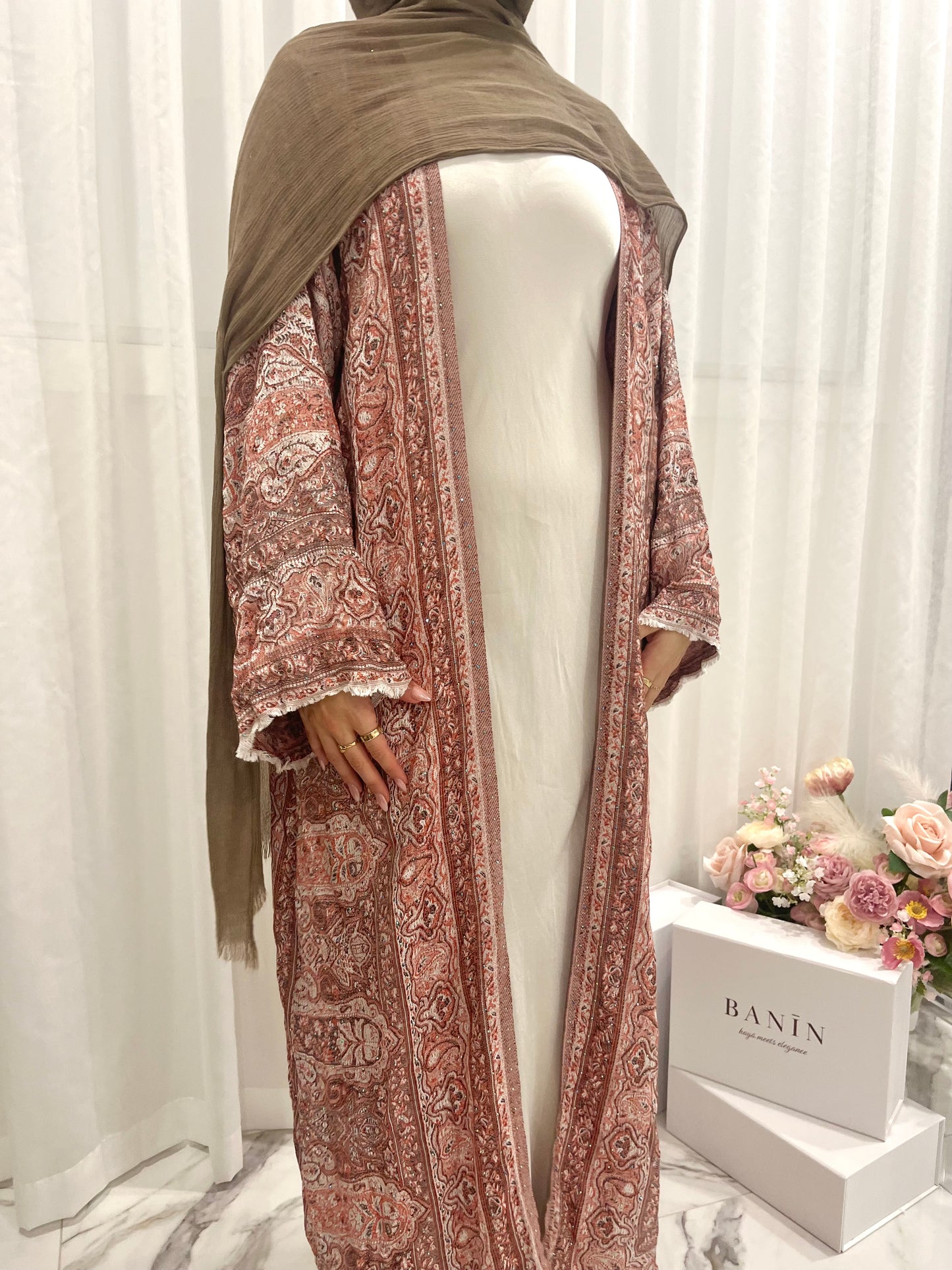 Nŷla Pashmina Abaya - AW26
