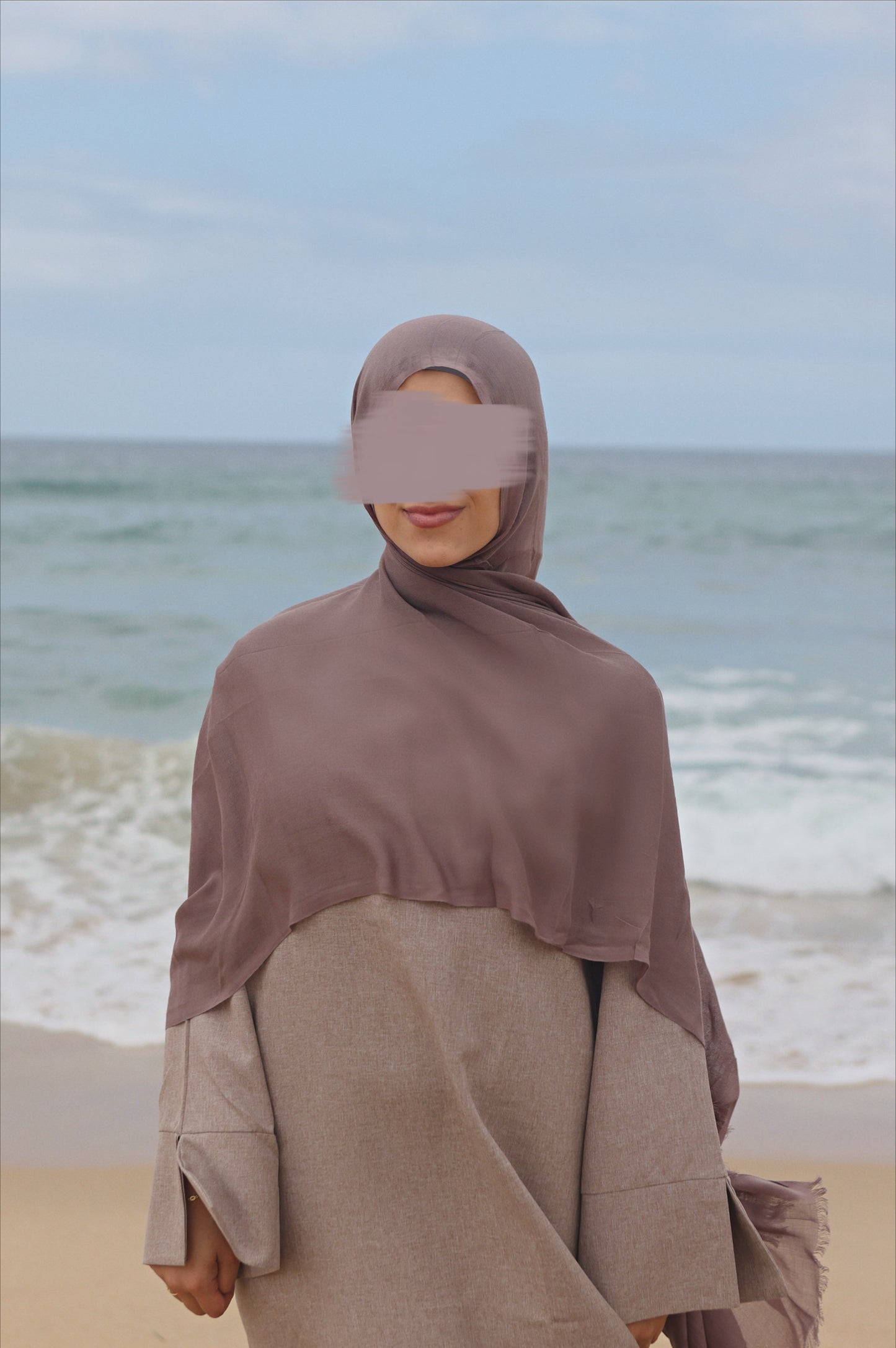 شيلة ابيها الشتوية المظلمة