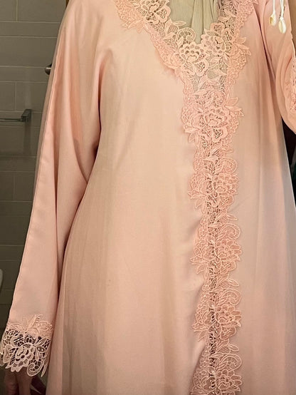 Noůr Lace Abaya Set - AW26